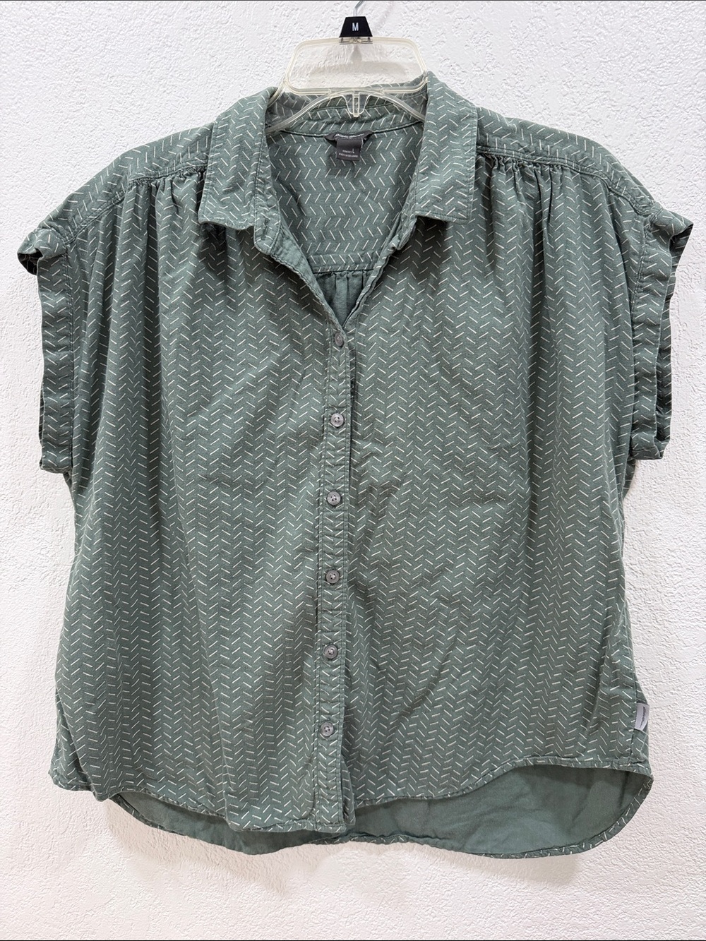Eddie Bauer Relaxed Sage Button-Front Cap Sleeve Women's Top, Size L